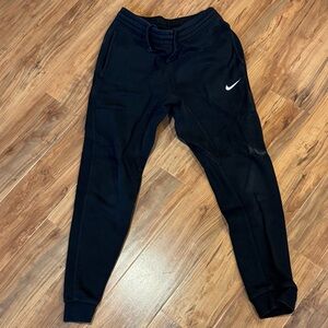 Nike adult small Black Dri-FIT Jogger Pants